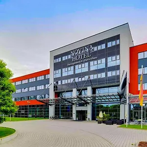 Szálloda Novina Herzo-base